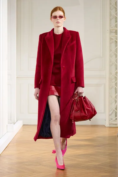 Look 11